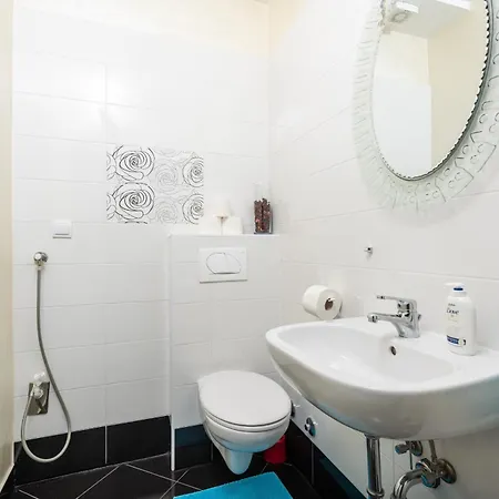 Villa Beautiful Sveta Anna With Jacuzzi In