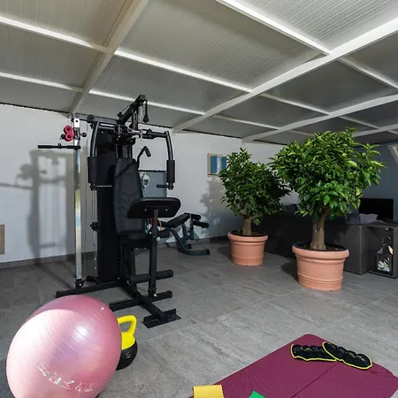 Villa Beautiful Sveta Anna With Jacuzzi In *